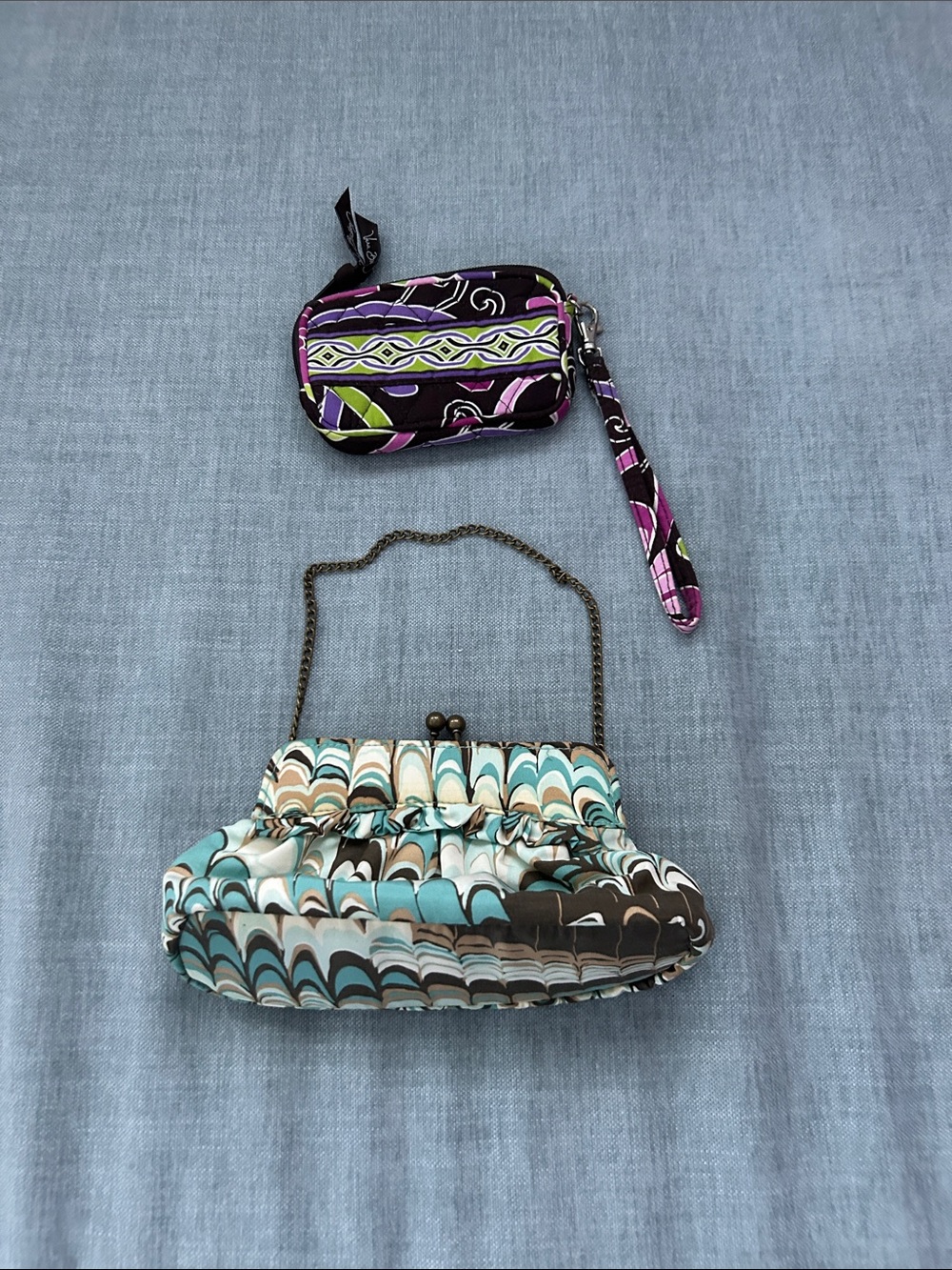 Vera Bradley Turquoise, Brown & GAP White Patterned Kiss-Lock Clutch with Chain